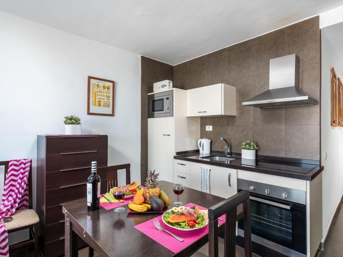 603 Studio Comodoro First Sea Line Arona  Ngoại thất bức ảnh